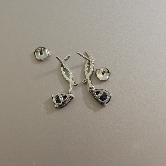BEAUTIFUL 3/4 CTW CREATED TANZANITE EARRINGS - Picture 7 of 8